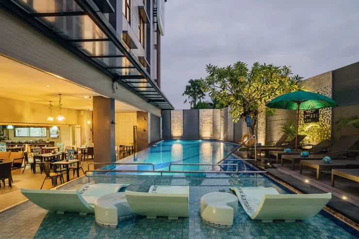 Kamaniiya Hotel Petitenget Seminyak